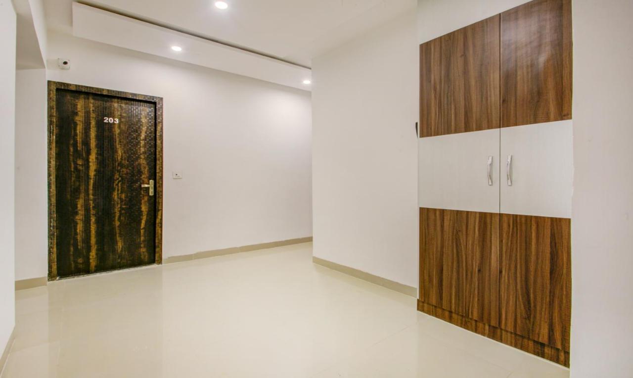 Treebo Kings Inn Vashi Navi Mumbai Esterno foto