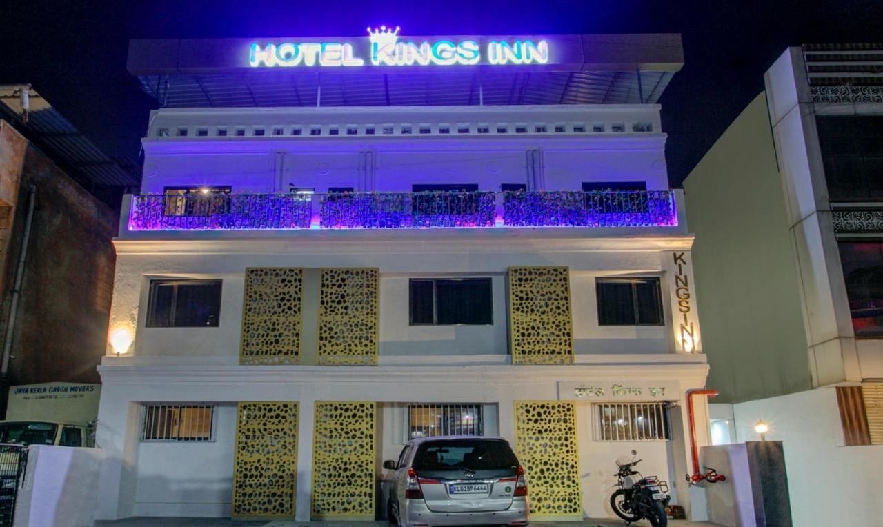Treebo Kings Inn Vashi Navi Mumbai Esterno foto