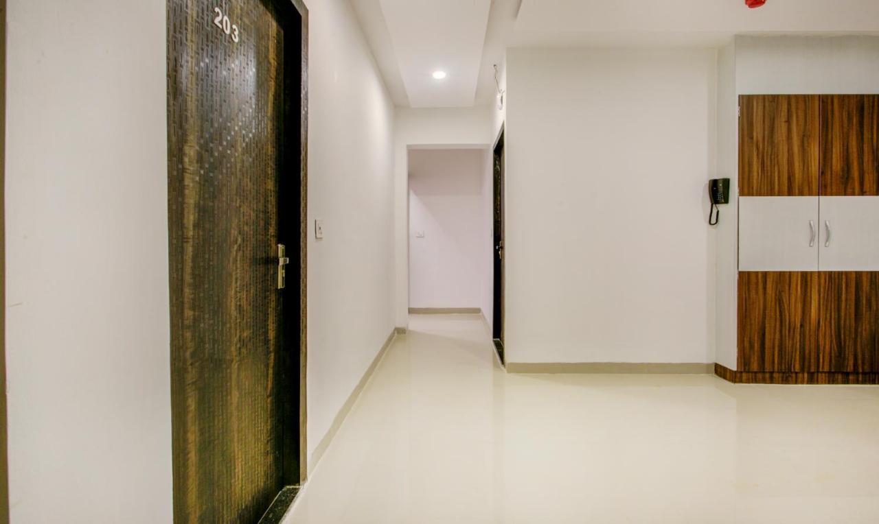Treebo Kings Inn Vashi Navi Mumbai Esterno foto