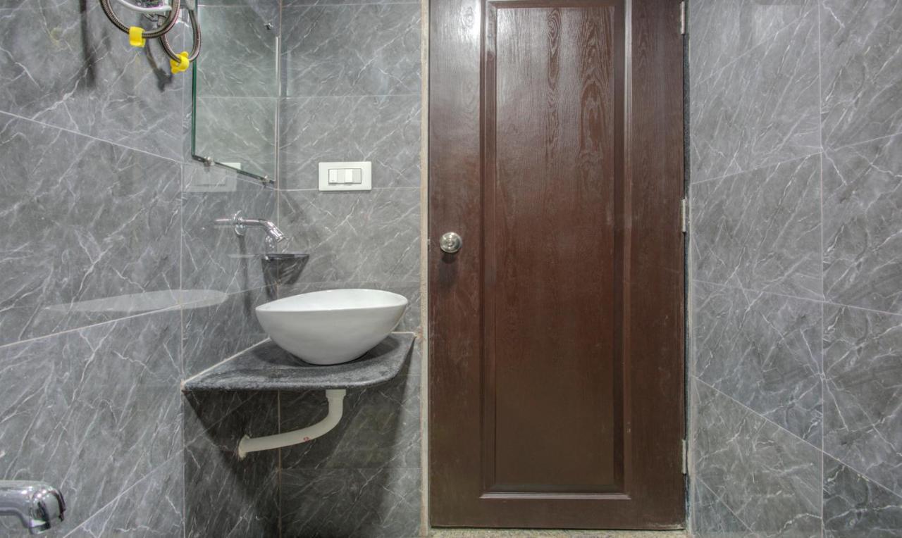 Treebo Kings Inn Vashi Navi Mumbai Esterno foto